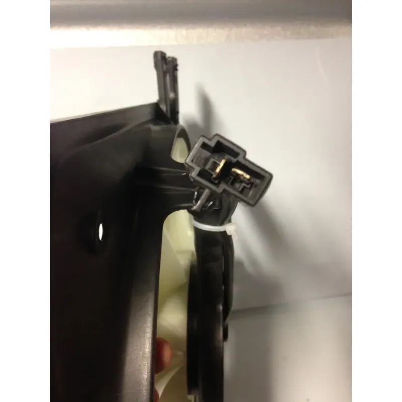 Electroventilador Geely Mk (aire Acondicionado)